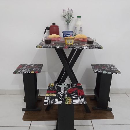 平达莫尼扬加巴Loft4 Completo Ar Canais Assinat Garagem Internet Prox Aparecida E Industrias公寓 外观 照片