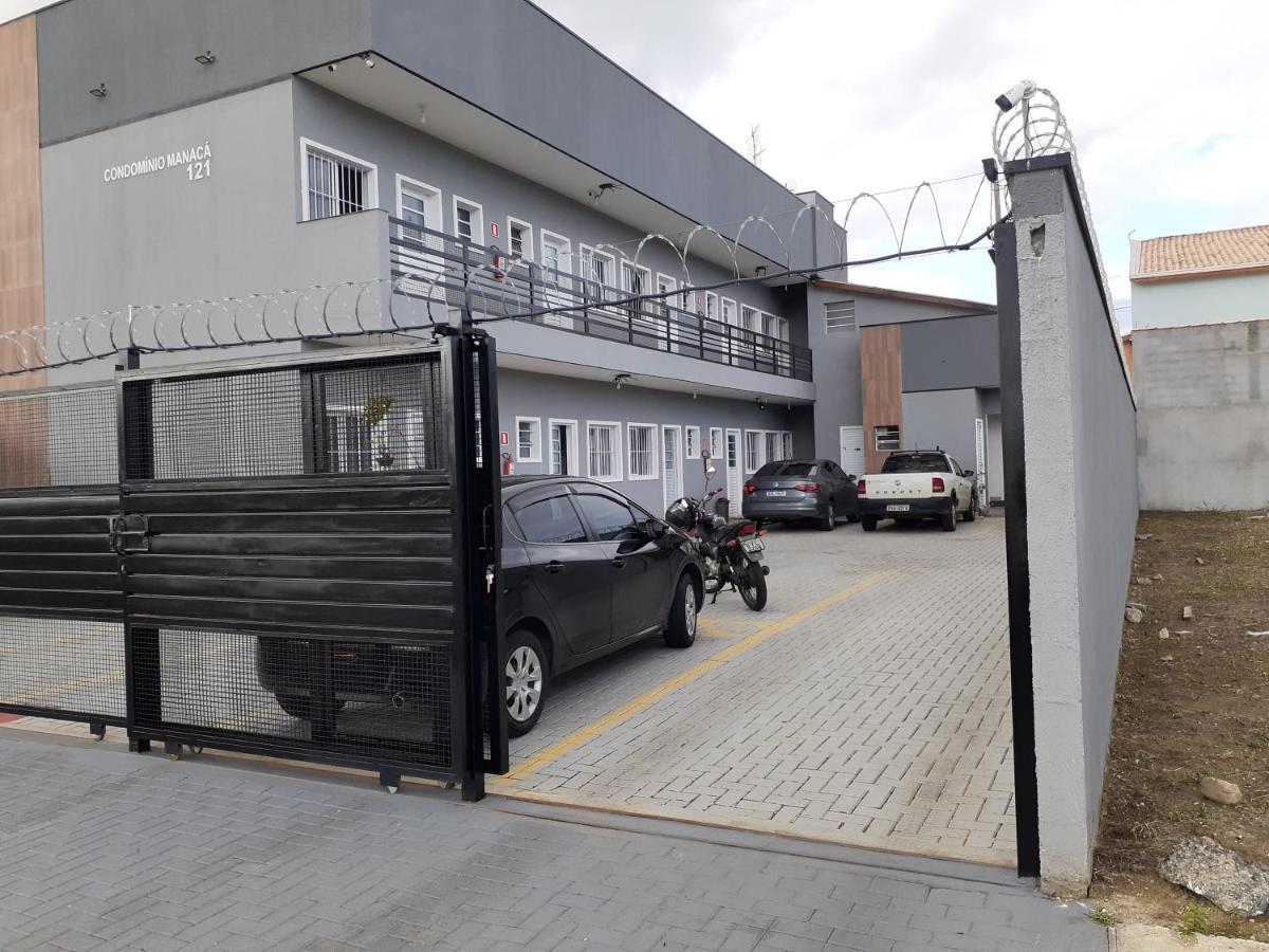 平达莫尼扬加巴Loft4 Completo Ar Canais Assinat Garagem Internet Prox Aparecida E Industrias公寓 外观 照片